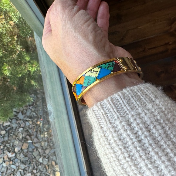 Unique Hermes Muti Colored and Gold bracelet - Picture 4 of 8